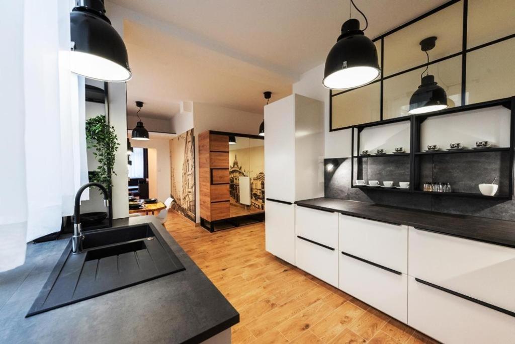 Apartament Loft Apartment บีเอสโก-เบียวา ภายนอก รูปภาพ